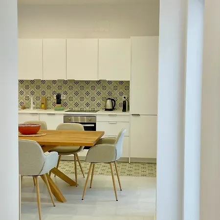 Piso Familiar Con Tres En La Goleta